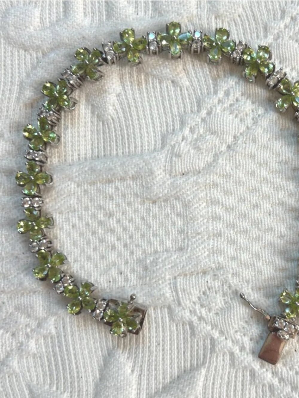 sterling peridot and zirkonia bracelet DK 925
